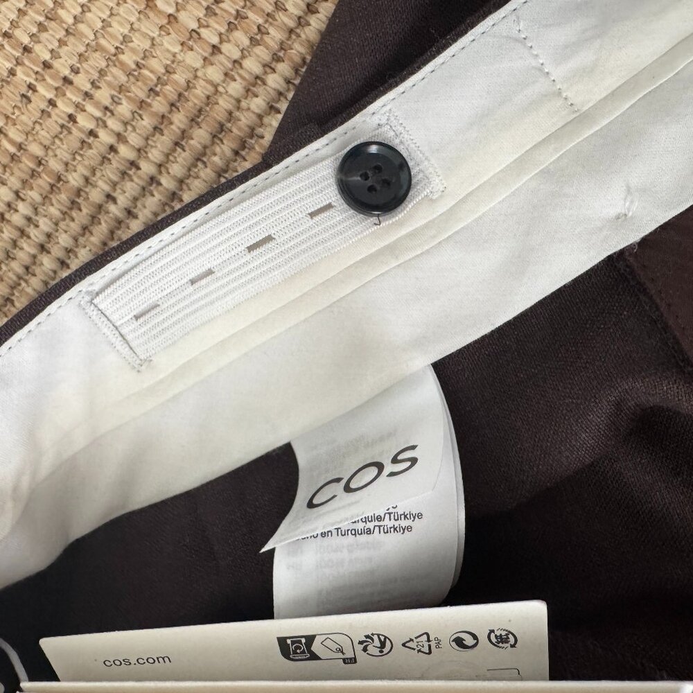 COS Wide-Leg Pleated Wool Trousers - Picture 7 of 11